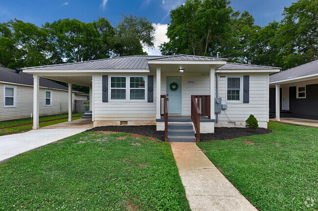 Building Photo - 2921 Wilson Dr NW Rental