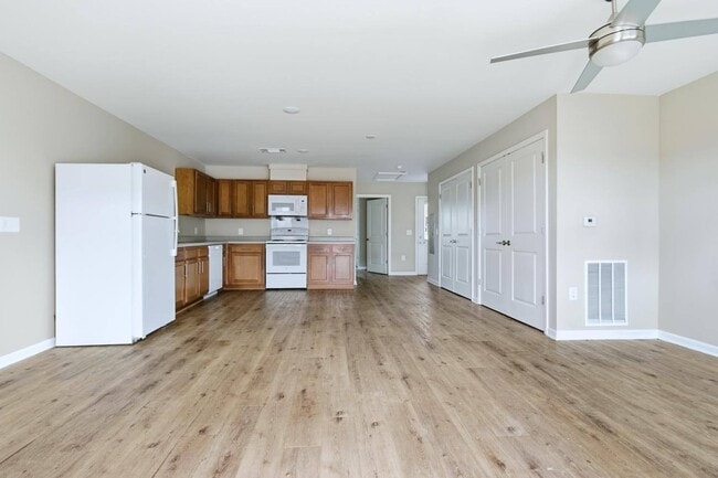 Photo - Carmichael Commons