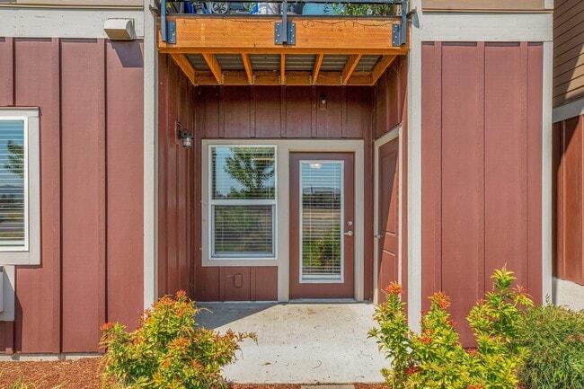 Large Patio/Balconies - Cascade Ridge