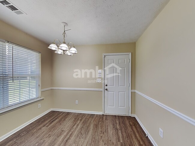 Photo - 1225 Stephens Pond View