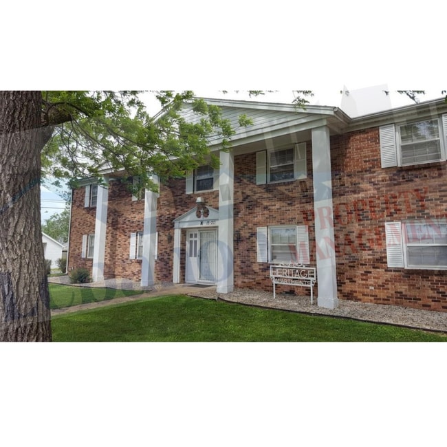 Building Photo - 2 Bedroom, 1 Bathroom Upper Level Apartment!