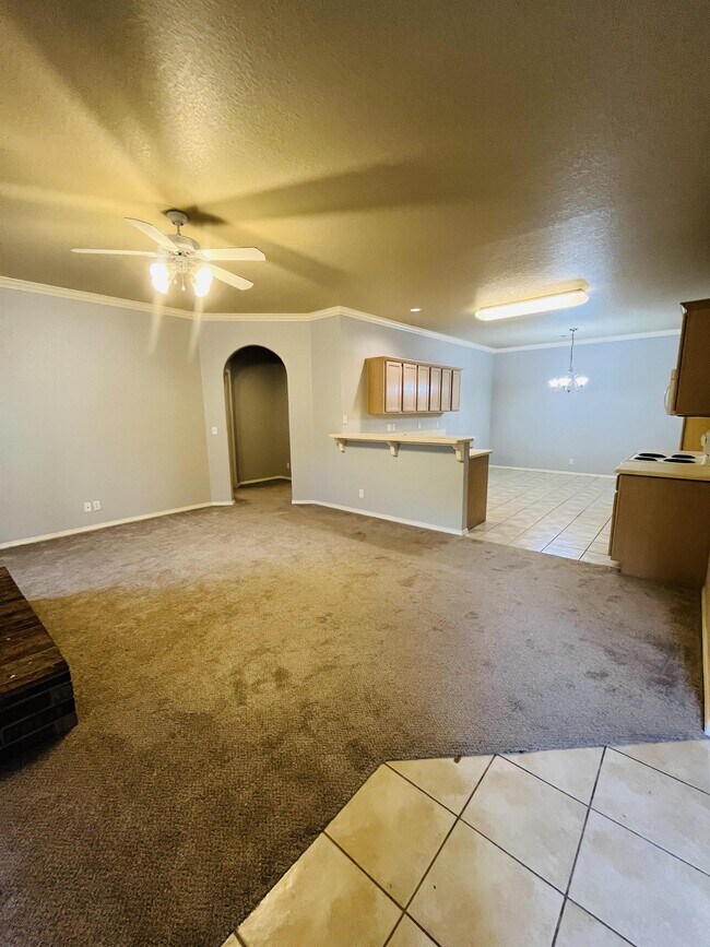 Photo - 1718 Windhill Ave