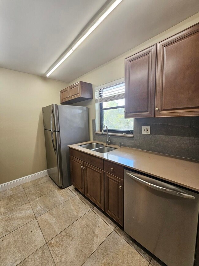 Photo - 2050 N Congress Ave Unidad 309