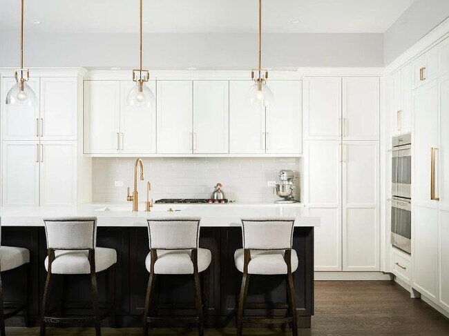 Photo - 2753 N Hampden Ct Unit 2B