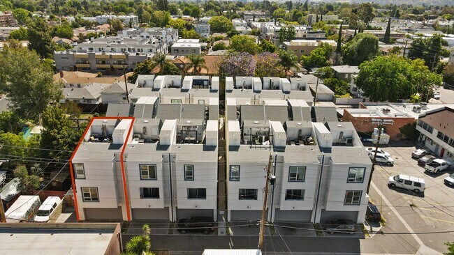 Photo - 4831 Craner Ave