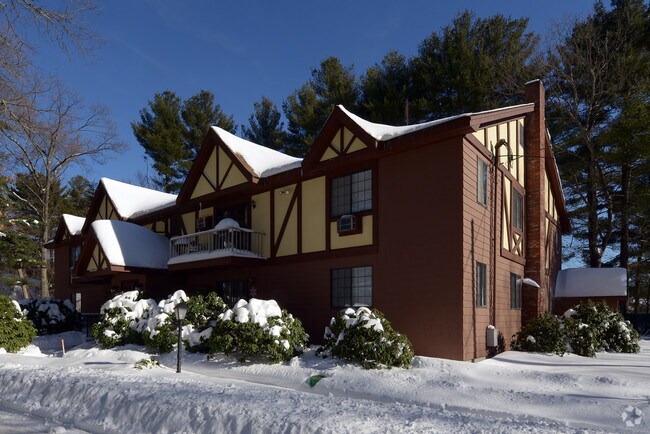 Pine Tree Gardens - Pine Tree Gardens Apartments
