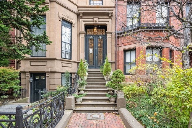 Photo - 61 Marlborough St Unidad 8