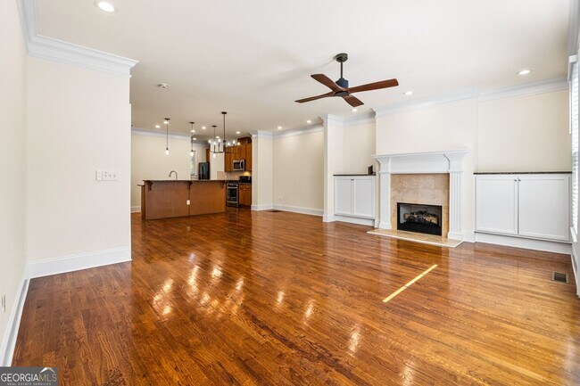 213 Knob Hills Cir