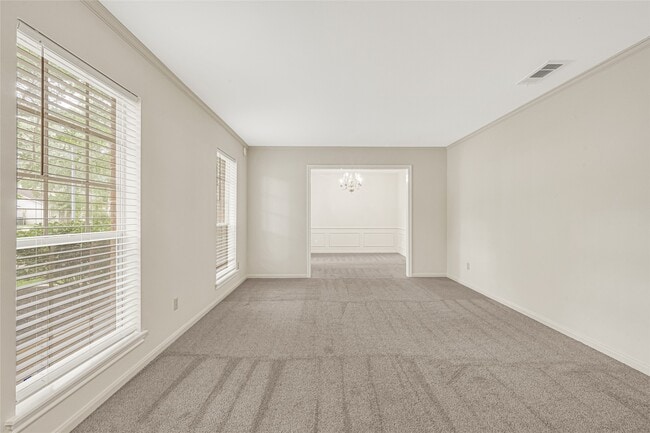 Photo - 5702 Vestavia Dr