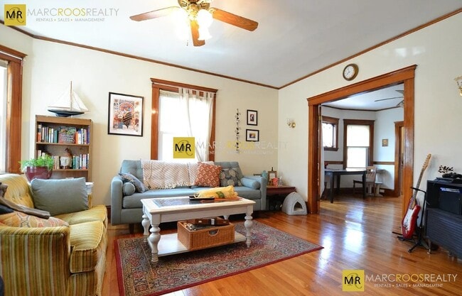 Building Photo - 8 Oliva Rd