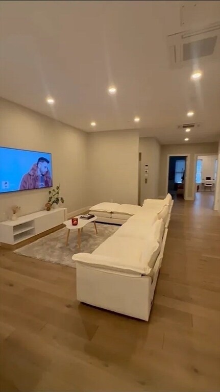 Photo - 44-46-46 Temple Pl Unit PH