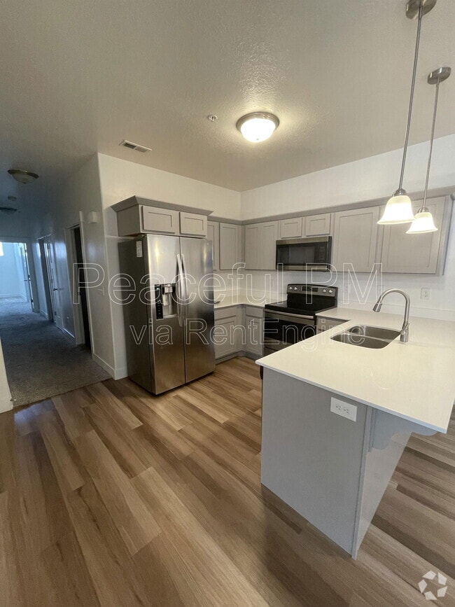 Building Photo - 1772 W Terra Vista Ln Unit 201 Rental