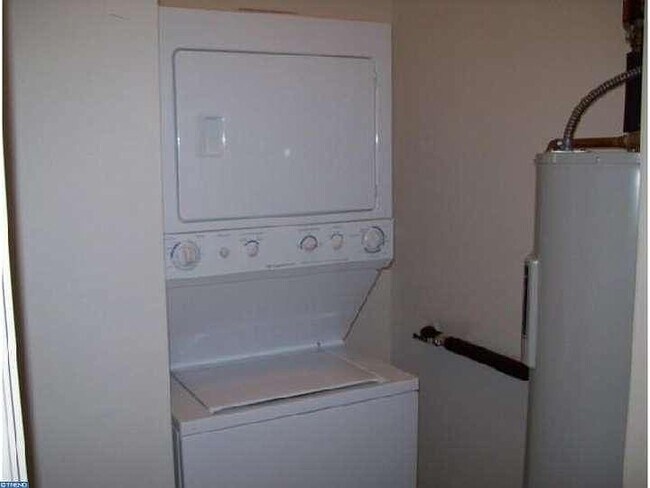 Photo - Bridgeview at Manayunk Unit 306