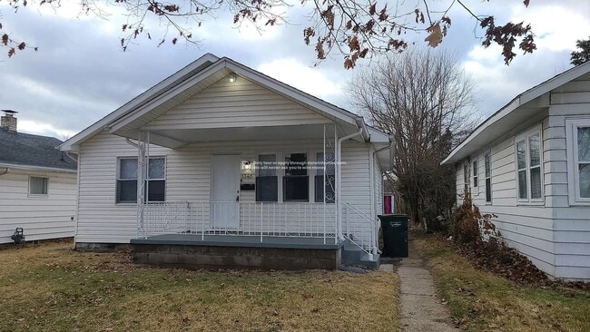 Building Photo - 1340 E Bowman St