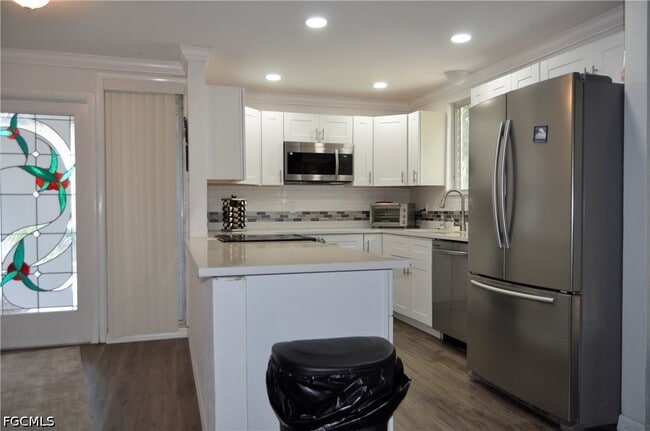 Photo - 1435 Alcazar Ave