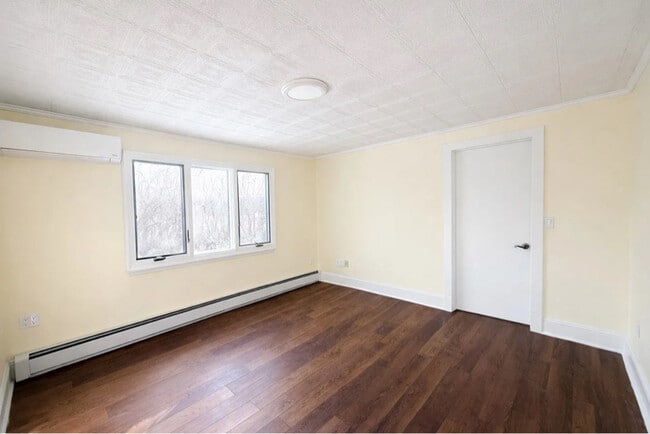 Photo - 83 S Harrison Ave