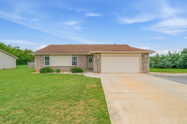 Building Photo - 927 Mossy Grove Ln