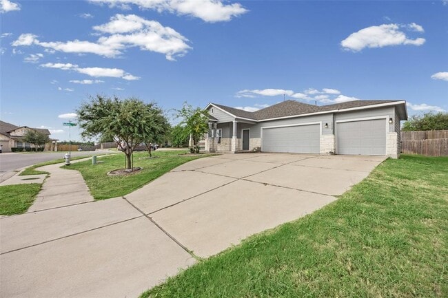 Photo - 1532 Maier Dr