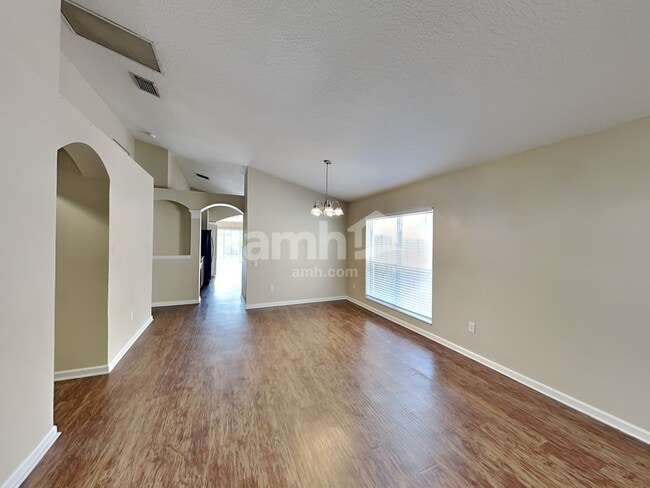 Photo - 13136 Early Run Ln