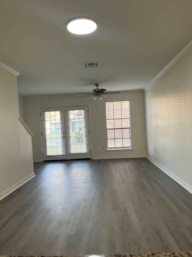 Photo - 7091 Perkins Pl Ct