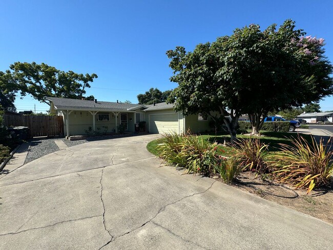 Photo - 3 bedroom | 2 bathroom | Citrus Heights Single Family Home