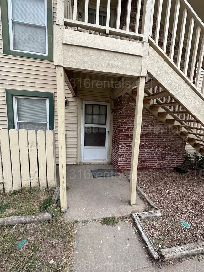 Photo - ** COMING SOON PLEASE CHECK BACK AT A LATE... Unit 869 Nims - 7