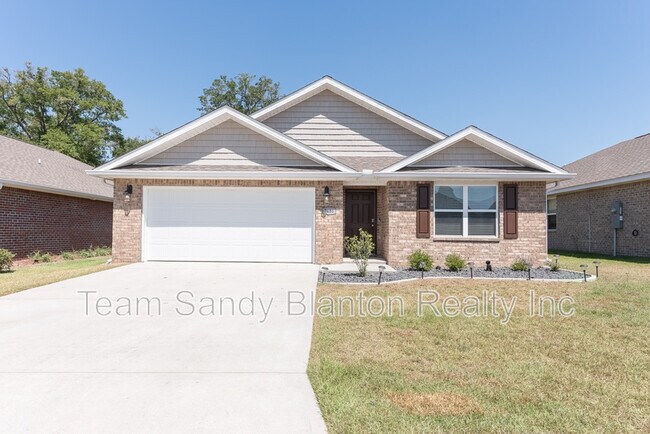 Building Photo - 7486 Oak Lake Blvd Rental