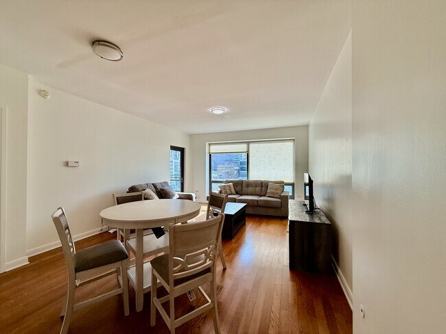 Photo - 130 N Garland Ct Unit 2110