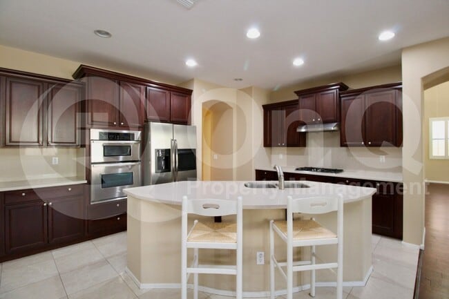 Photo - 728 E Hummingbird Way