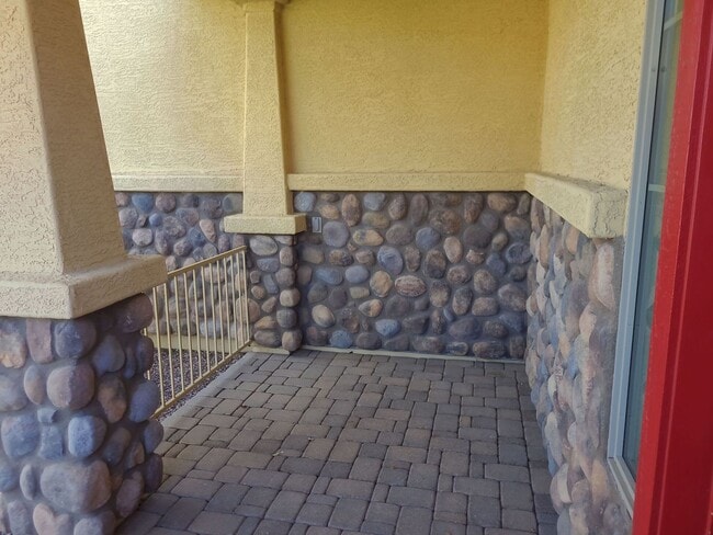 Photo - Ideal Living in Highland Groves: Stunning Cul-de-Sac Home with Builder Upgrades, Open Floor Plan,...