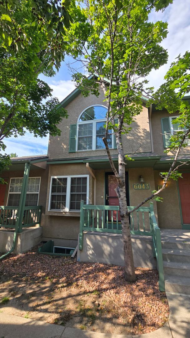 Building Photo - 6048 Colony Cir - Rockrimmon -  3 Bed/ 3 B... Rental