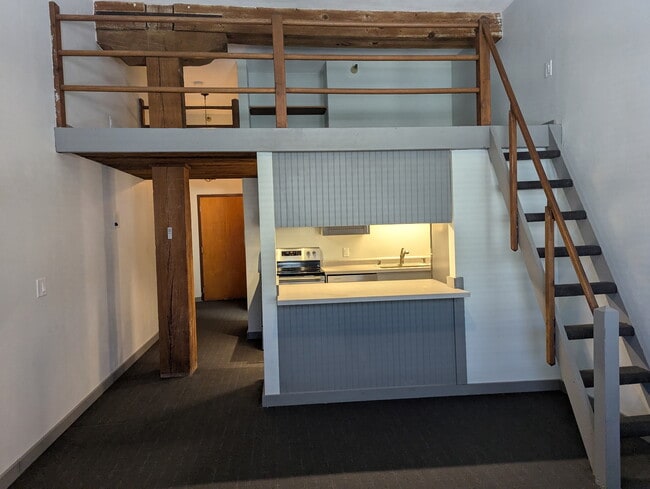 Building Photo - 222 Jay St Unit #205 Rental