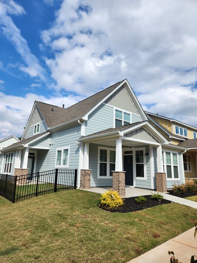 Photo - Brand New Home in Twin Lake Cottages