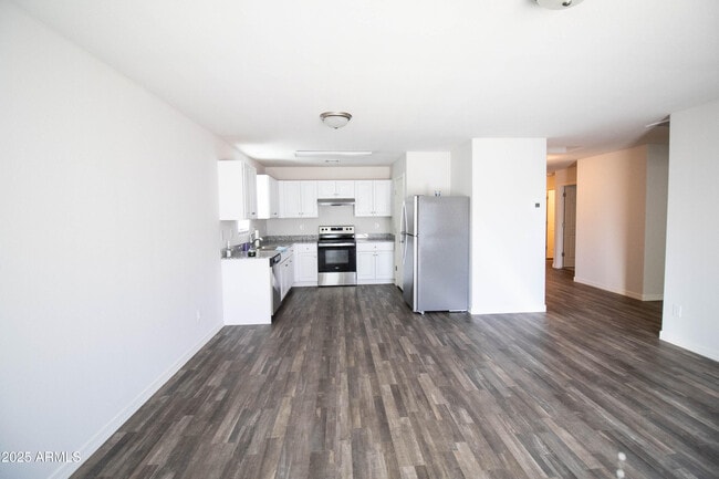 Photo - 1675 E Judi St