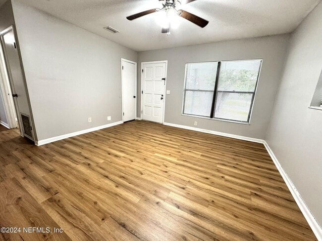 Photo - 447 Brighton Ave