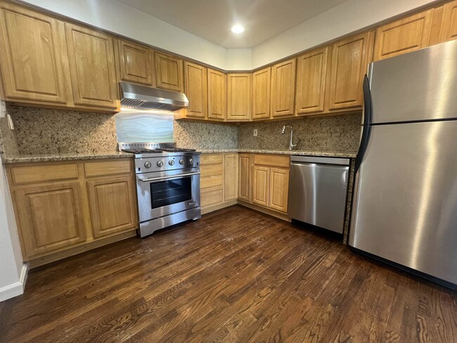 Photo - 35 Sunset Ave