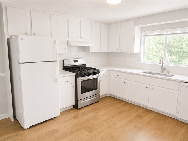Photo - 55 South St Unit 3