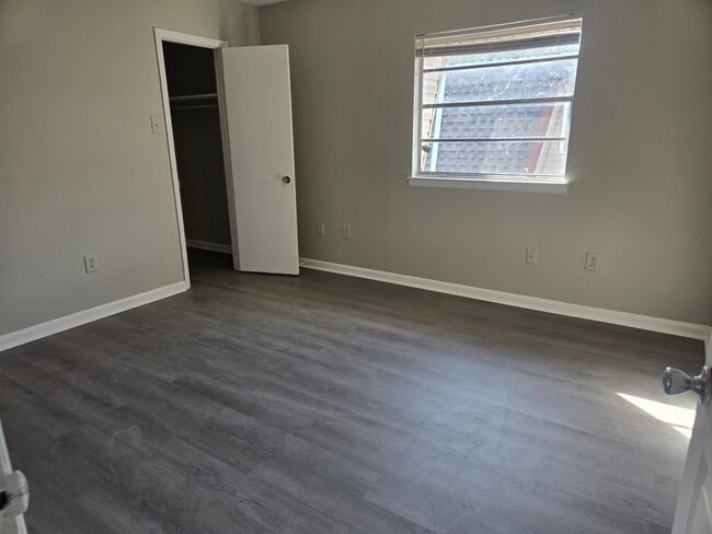 Building Photo - 3708-3714 Stefano Street