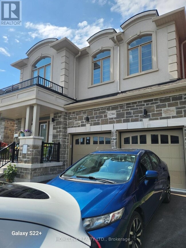 Photo - 1286 Apollo St