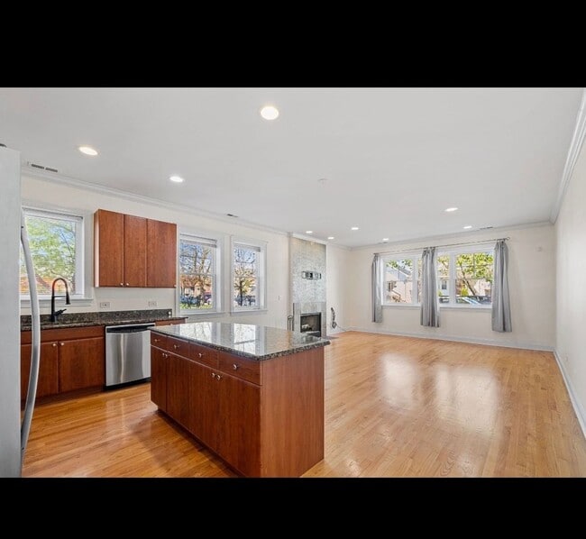 Photo - 2204 N Natchez Ave