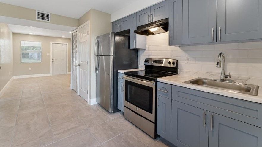 Photo - 2202 Avenue N