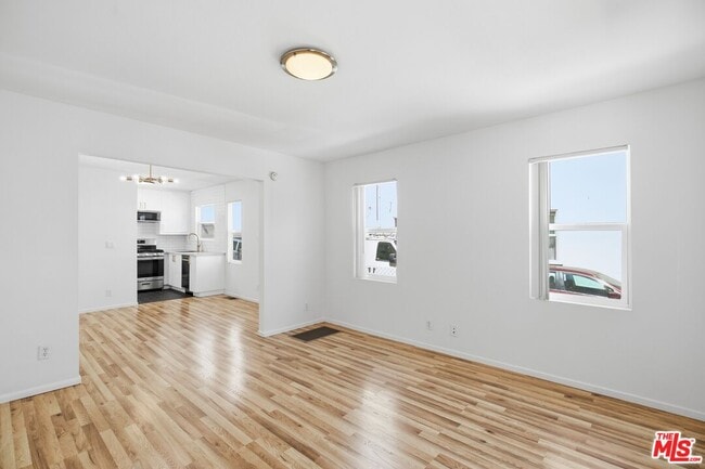 Building Photo - 3611 4th St
