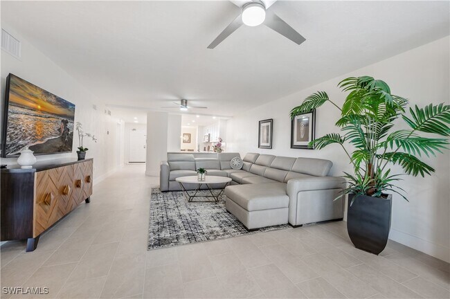 11118 Gulf Shore Dr Unit 203
