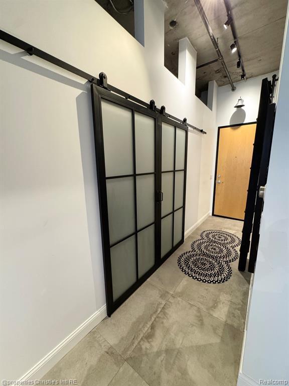 Photo - 55 W Canfield St Unidad 212