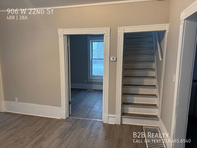 Photo - 906 W 22nd St