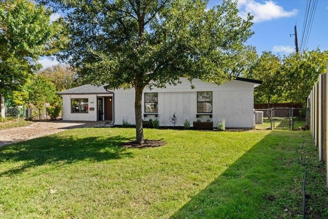 Photo - 2014 Hardy Cir