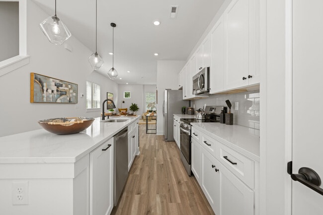 Cascadia at Highland Creek apartments — community photo