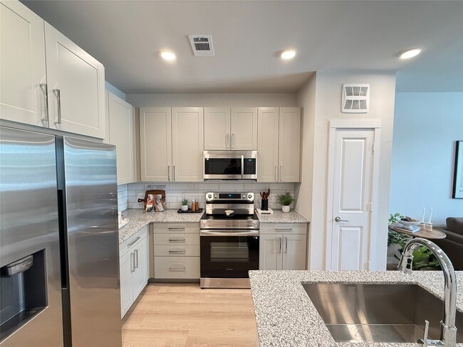 Photo - 1610 Campbell Rd Unidad A1.275