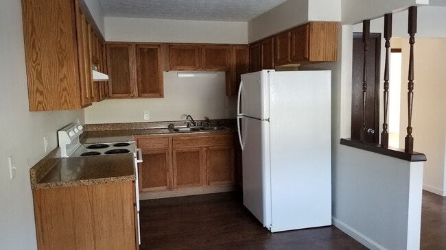 Photo - 141 N Pleasant St Apartment Unit 141-1A