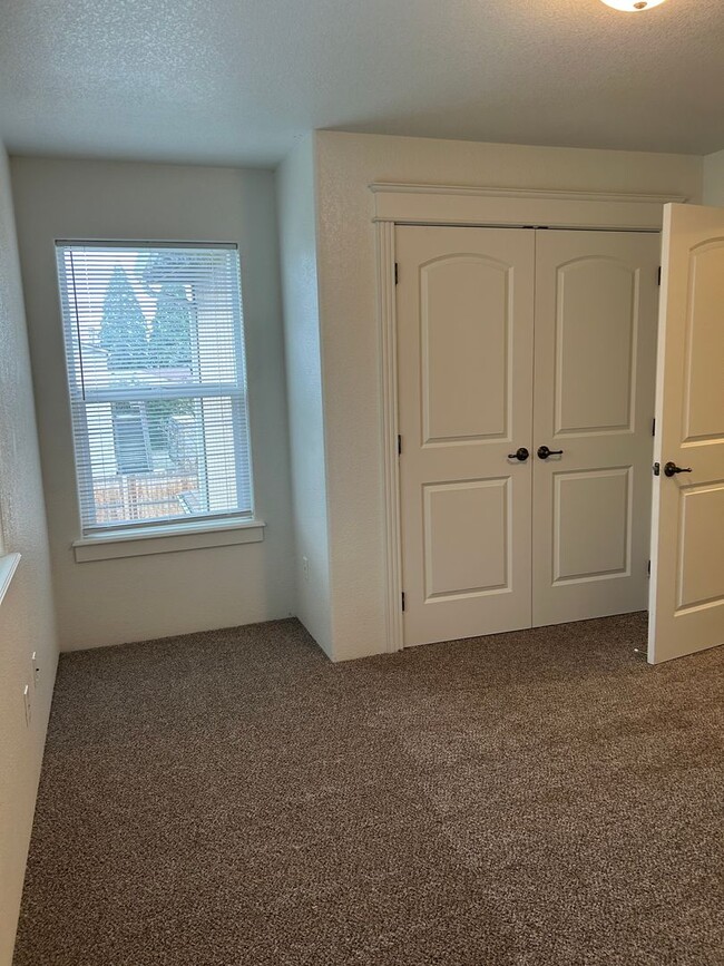 Photo - 3 Bedroom 2.5 Bath Duplex